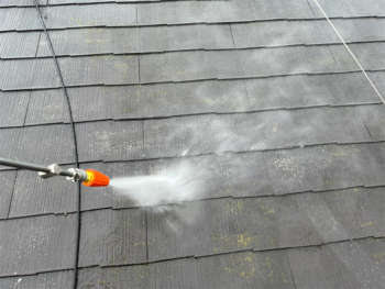 さいたま市にて屋根のバイオ高圧洗浄