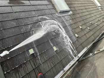 鹿沼市にて屋根のバイオ高圧洗浄